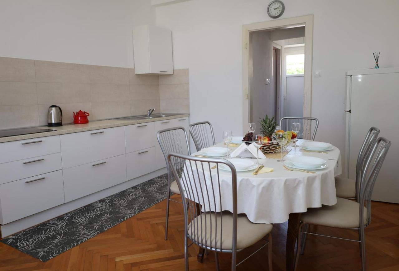 Apartman Dajana Supetar Kültér fotó