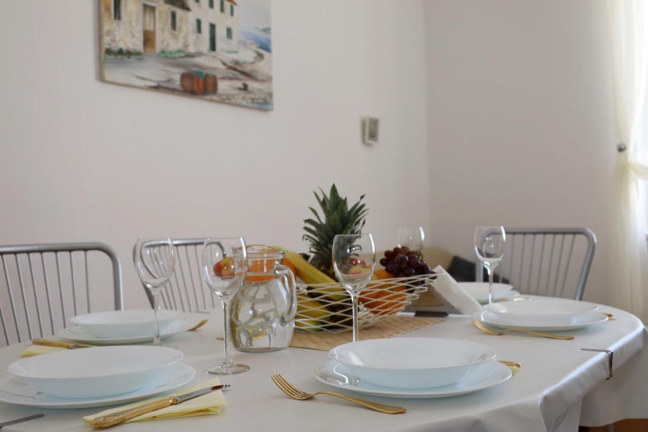 Apartman Dajana Supetar Kültér fotó